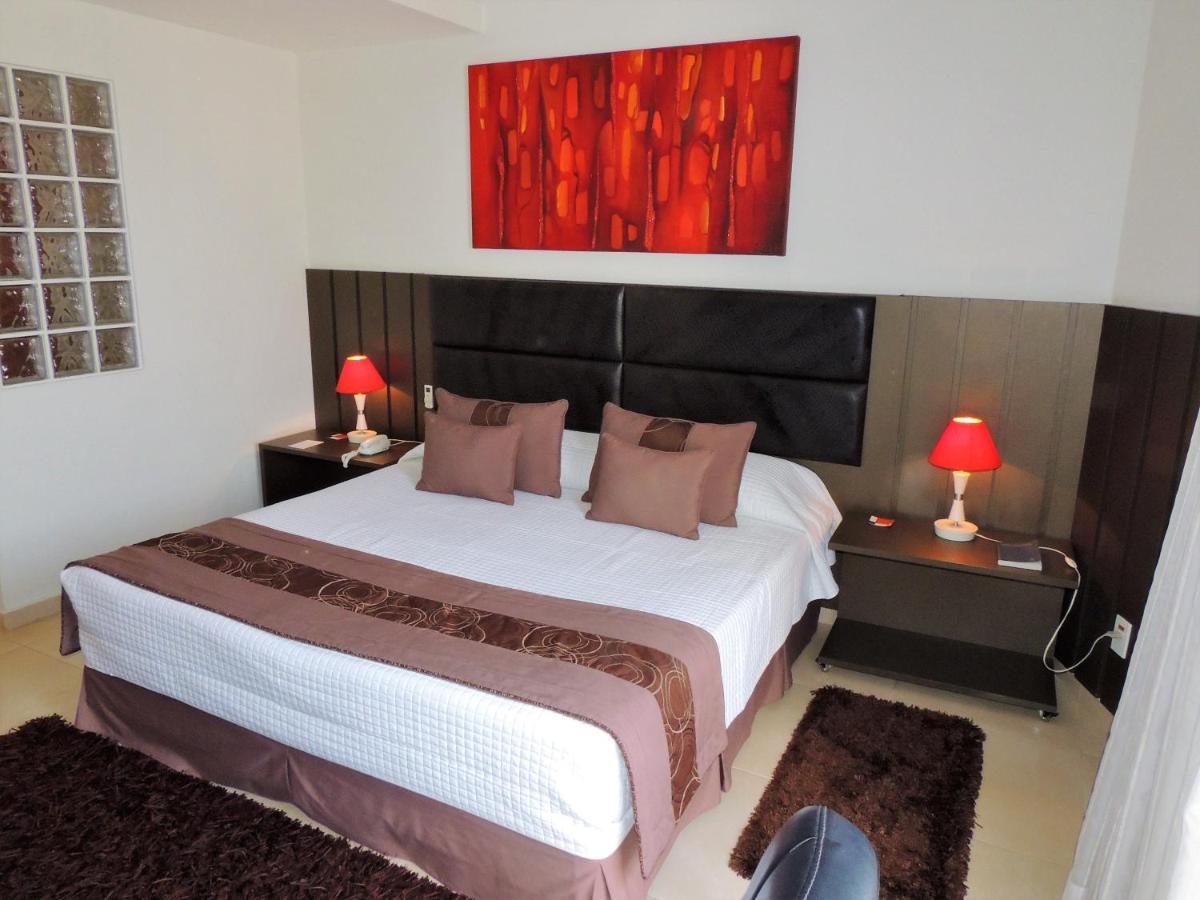 Mondrian Suite Hotel Sao Jose dos Campos Exterior photo